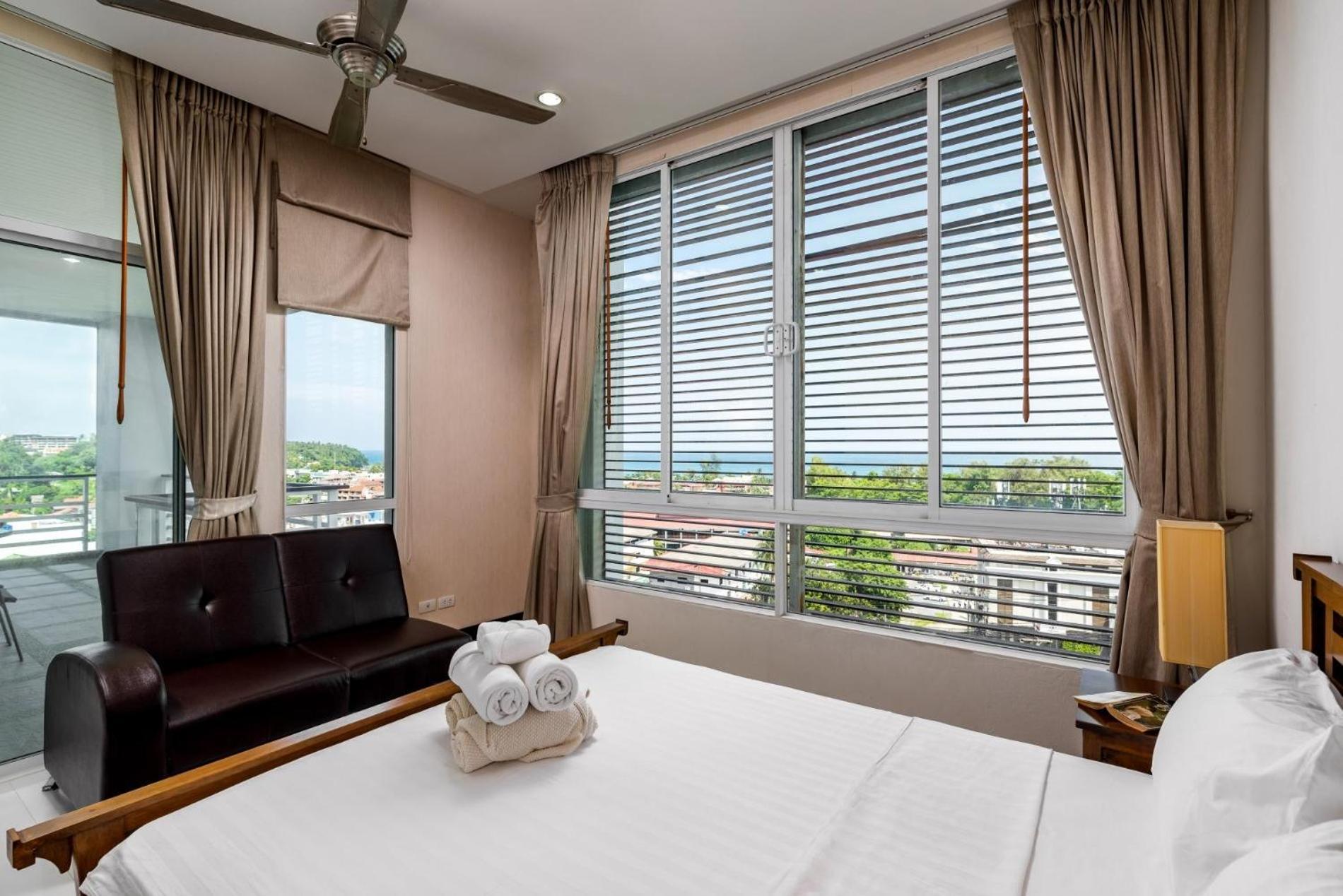 Veloche 2 Bedroom Apartment With Seaview Karon Eksteriør bilde