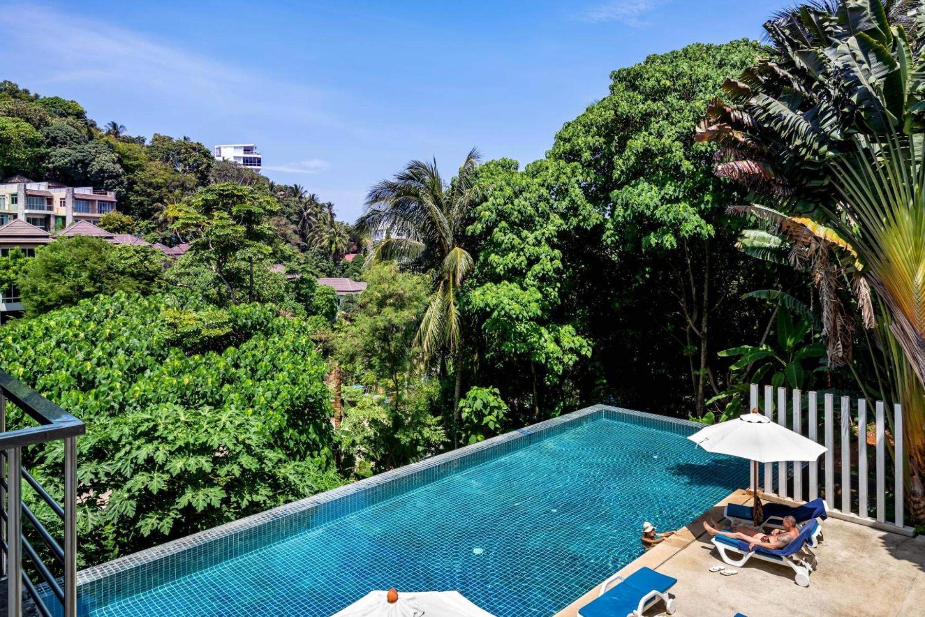 Veloche 2 Bedroom Apartment With Seaview Karon Eksteriør bilde